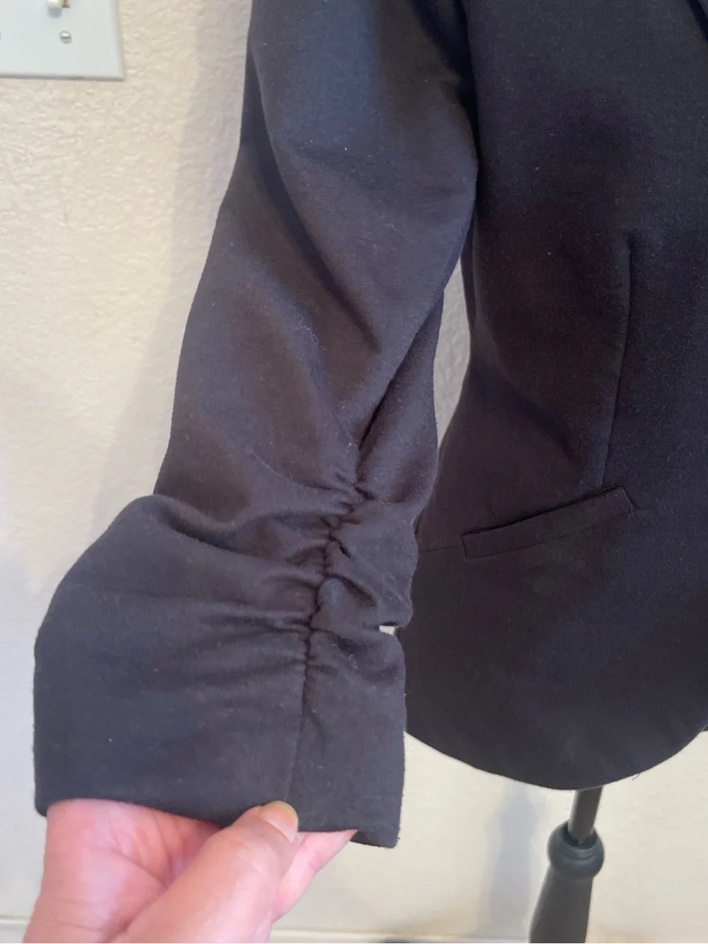 Gibson Black Single-Button Women's Blazer